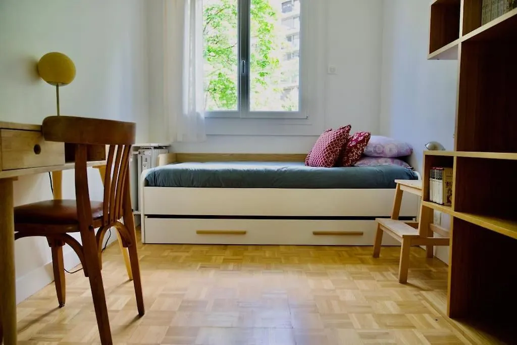 Magnifique Appartement - Parc Des Buttes Chaumont 파리 프랑스